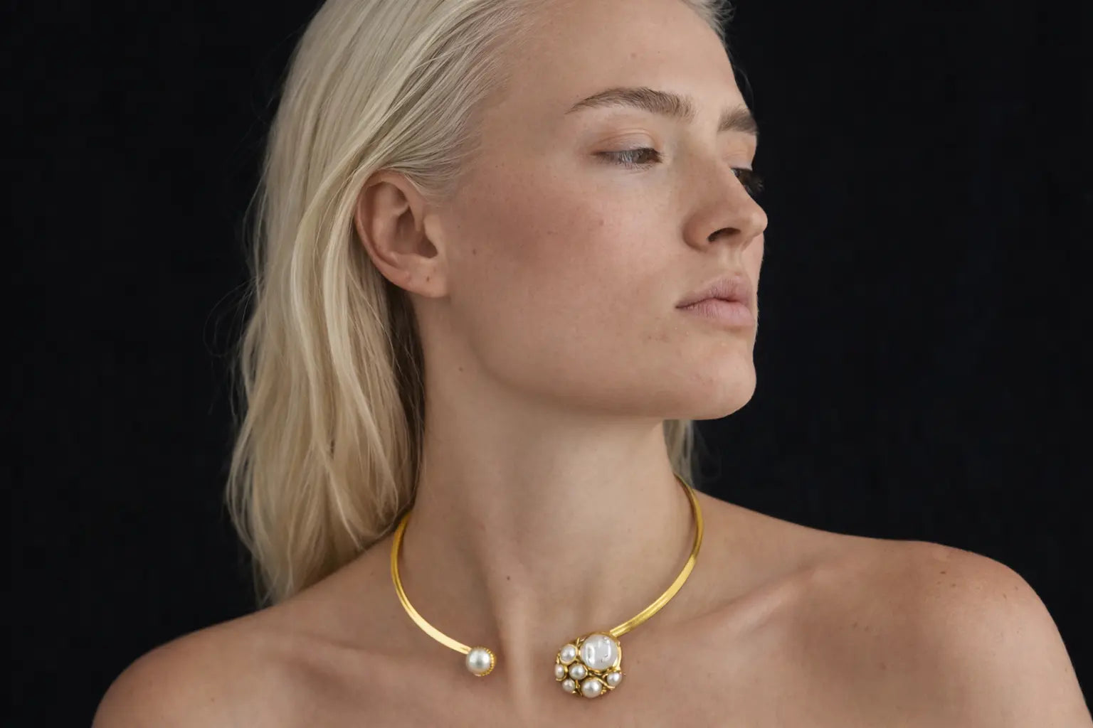 Top Jewelry Trends 2026: Statement Pieces, Collar Necklaces, and Modern Gold