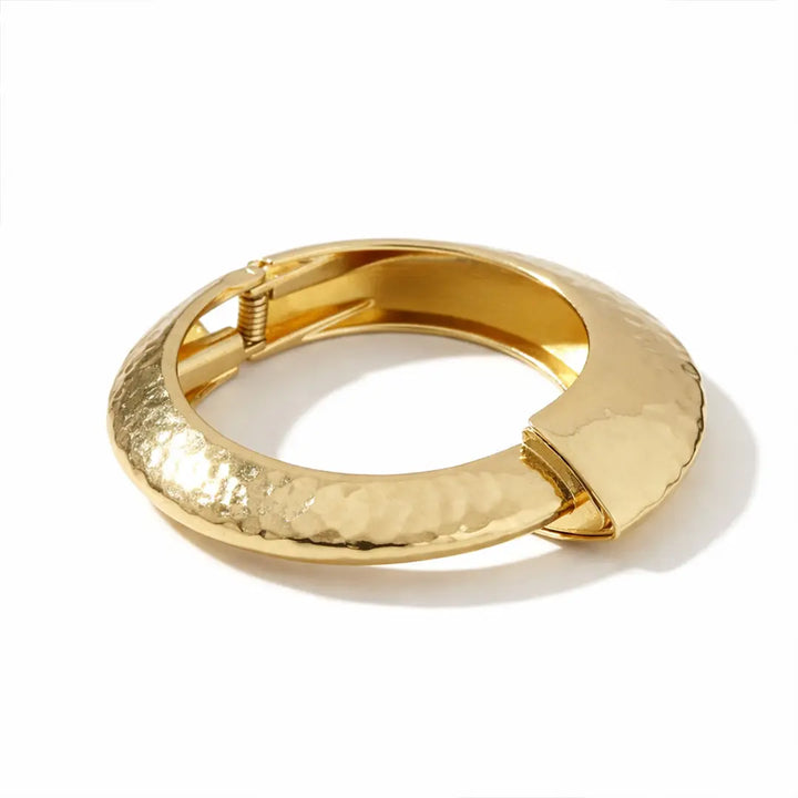 Surface Angular Hammered Bangle Vault